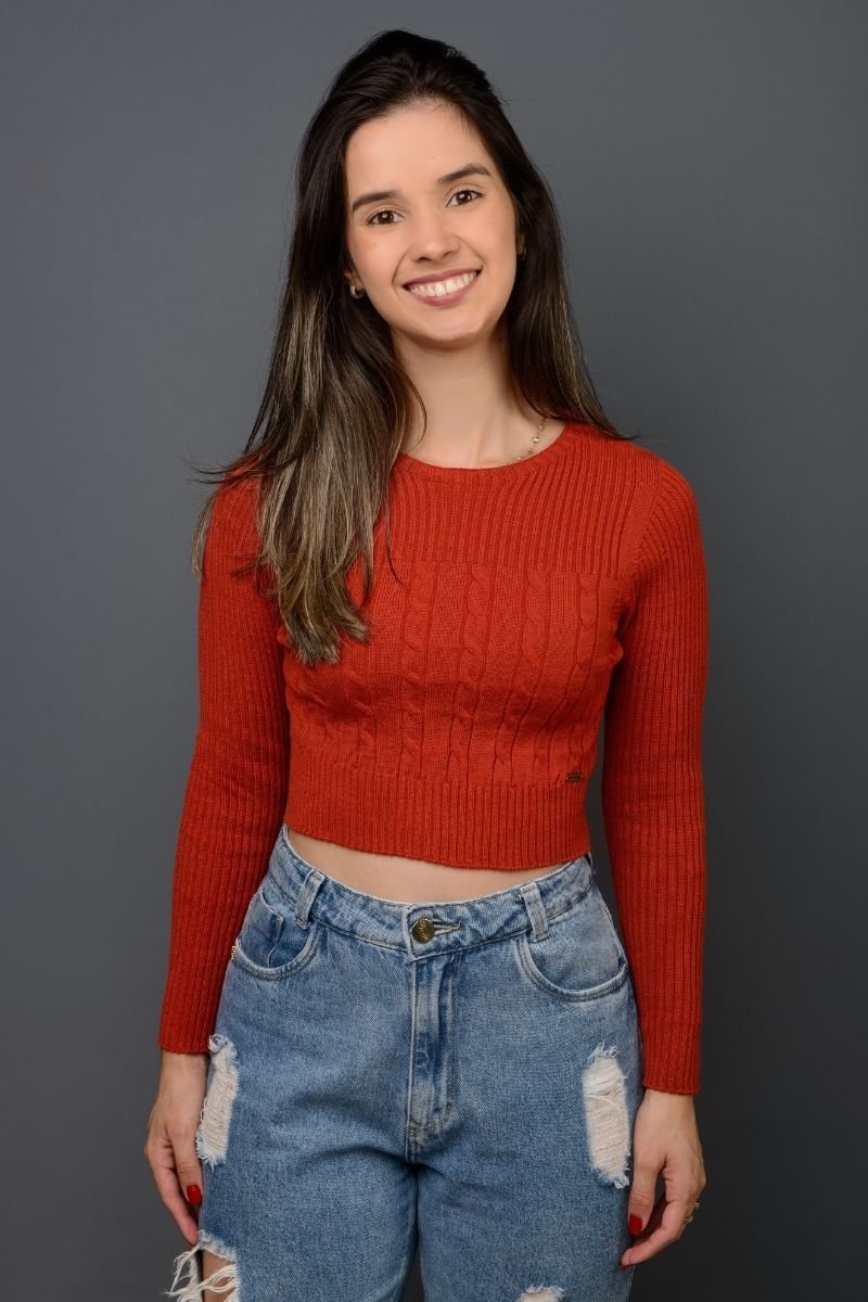 Blusa Cropped Tricot Canelada e Tranças