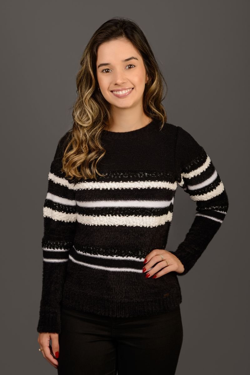 Blusa Feminina Tricot Listrada com Gola Redonda