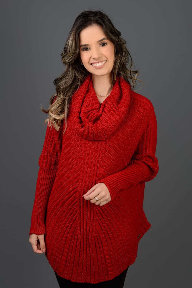Poncho Tricot com Manga Longa e Gola Boba