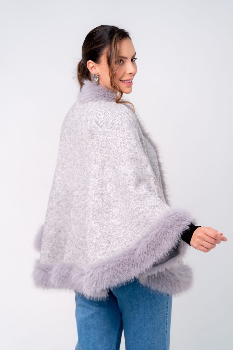 Capa Tricot Lisa com Pele
