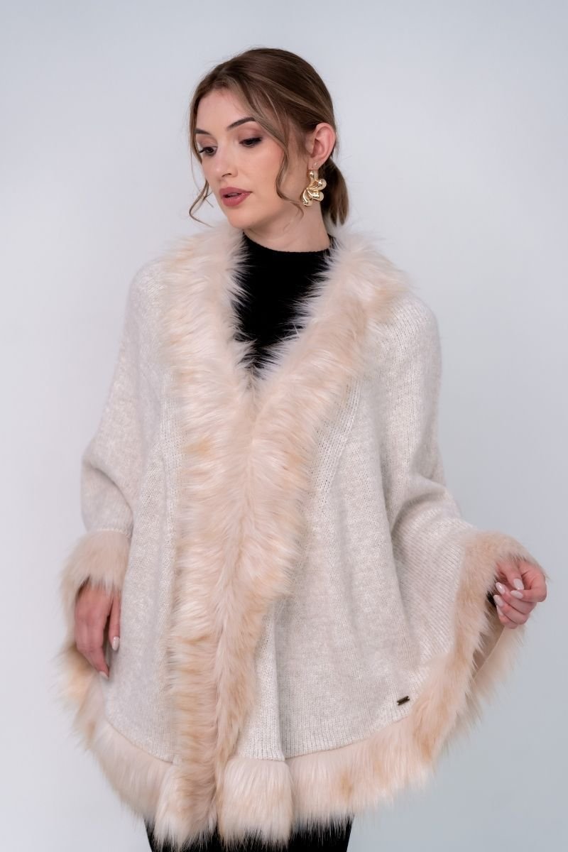 Capa Tricot Lisa com Pele