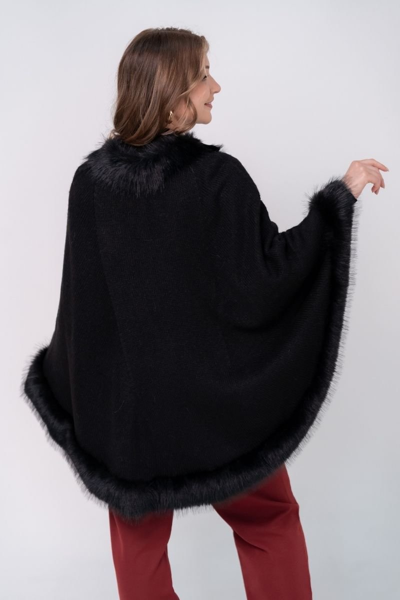 Capa Tricot Lisa com Pele