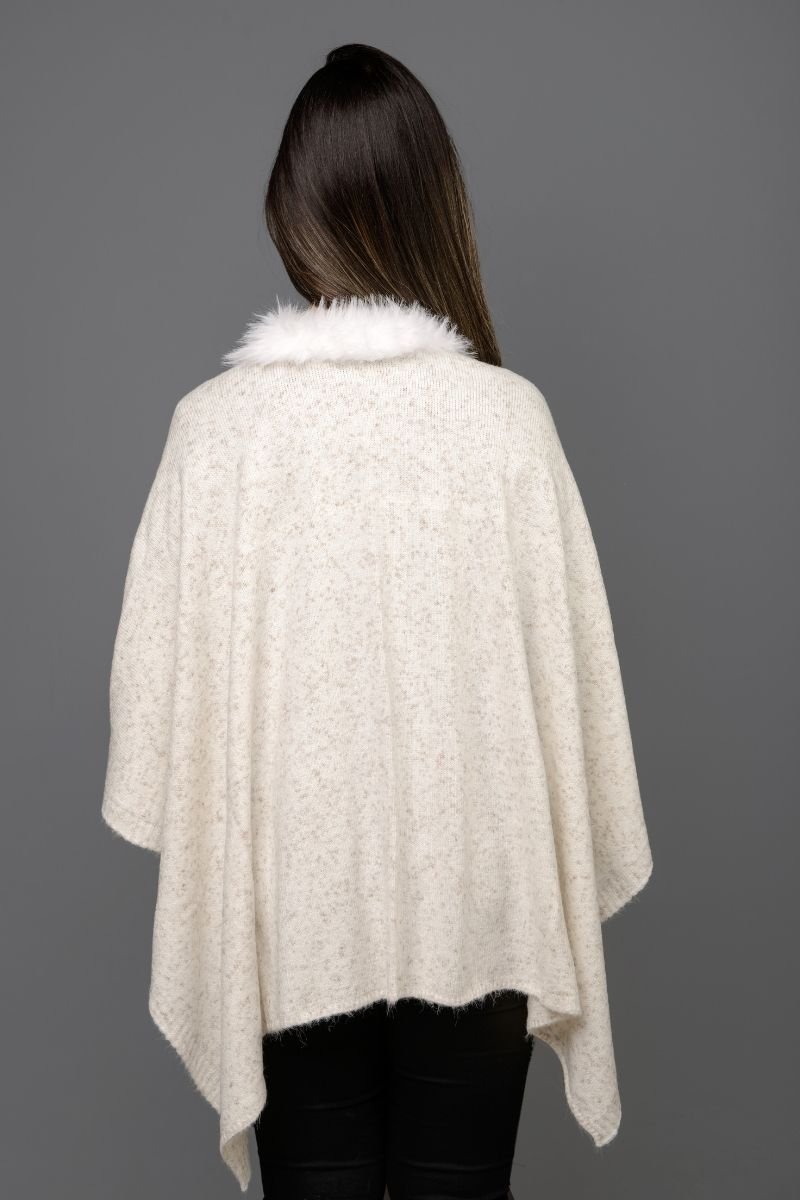 Poncho Ruana Tricot com Pele