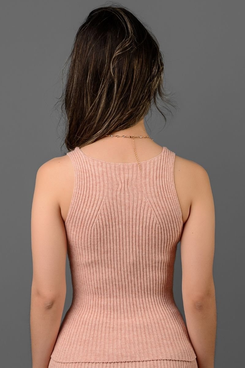 Regata Feminina com Decote V